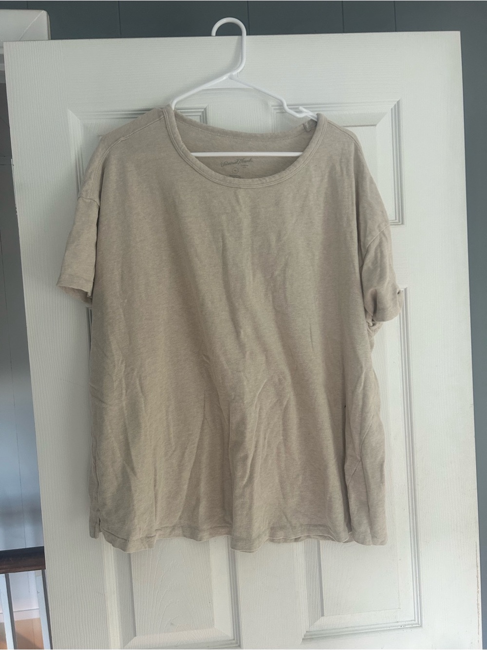 Casual Crewneck Women’s T‑Shirt in Light Beige